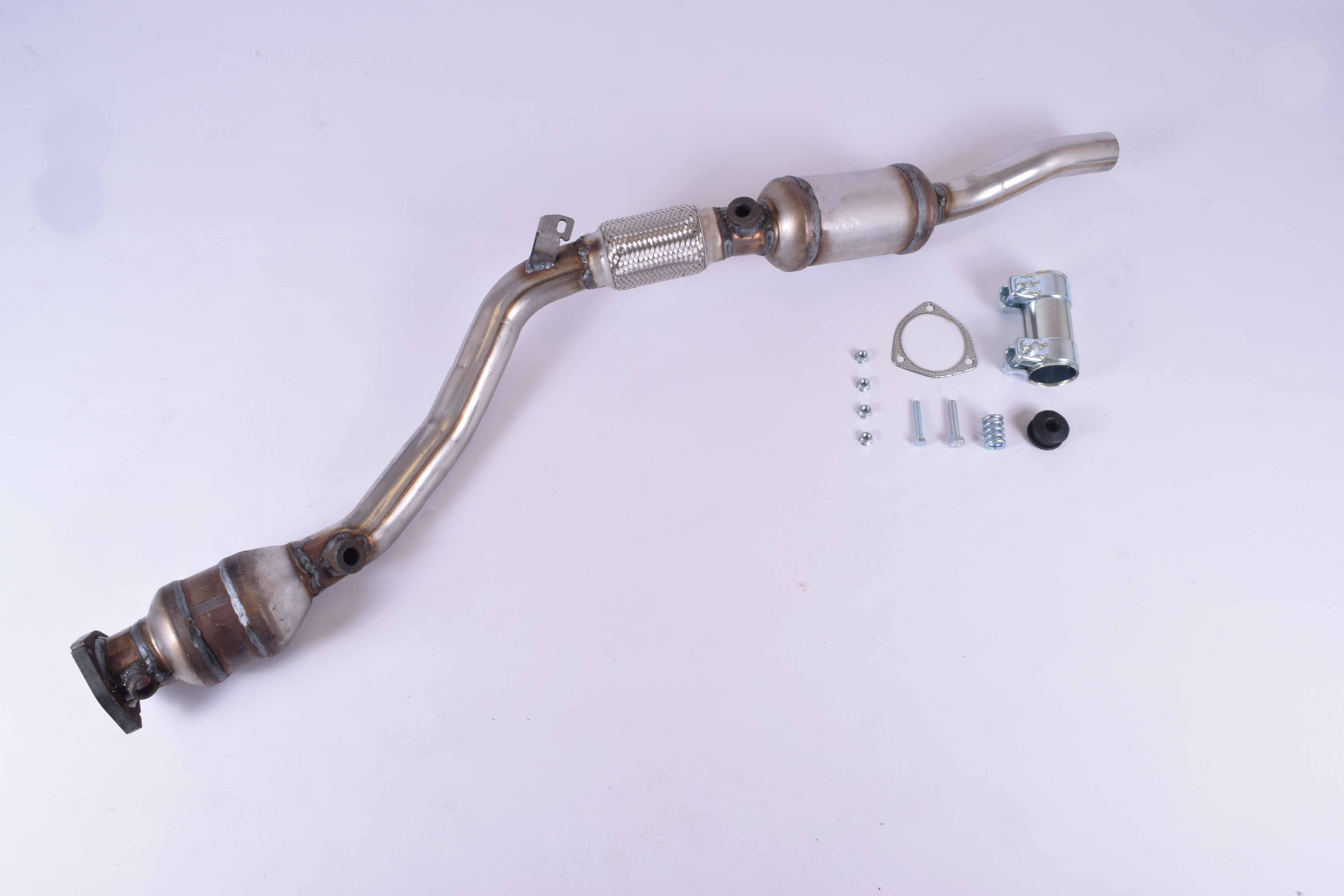 AU6047T Catalytic converter